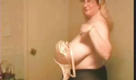 Tolle Poolszene mit Ahle kostenlose japanische sexfilme