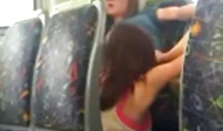 Geile mil yui oba liebt Hardcore-Sex mit einem jungen Mann kostenlose pornos in hd
