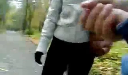 18 Jahre altes College-Mädchen fickt ihr deutsche kostenlose sexfilme Date