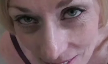 Molliger indischer Tänzer private sexfilme kostenlos wird gefickt