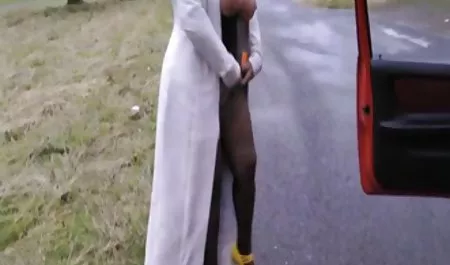 Enge kleine Löcher, gratis sexfilm milf gefüllt mit einem großen schwarzen Schwanz