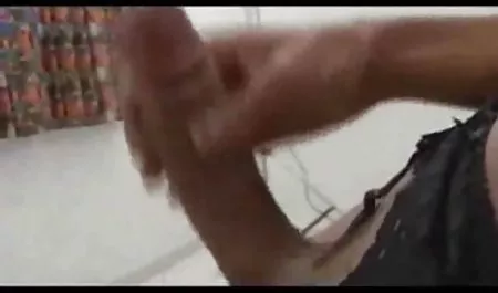 Sexy Kayla Jane Gefahr, probiert High kostenlose hartcore pornos Heels im Freien, zeigt Länge