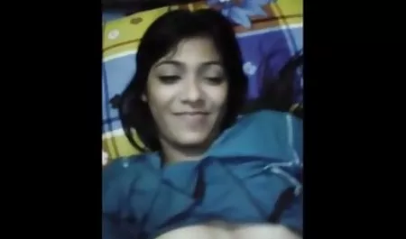 Papa überraschte geile sexfilme kostenlos mich in meinem Schulmädchen-Outfit und er war zu aufgeregt