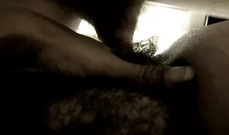 4. kostenlos sexfilme sehen Sexy Chick willigt schließlich ein, ihre Beine für aufgeregten Vater zu spreizen
